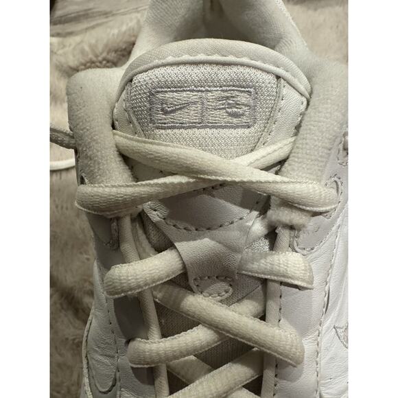 Vintage Nike Air Walk Essential III Shoes Men's 8 White Sneakers 191151-111 - Picture 7 of 8